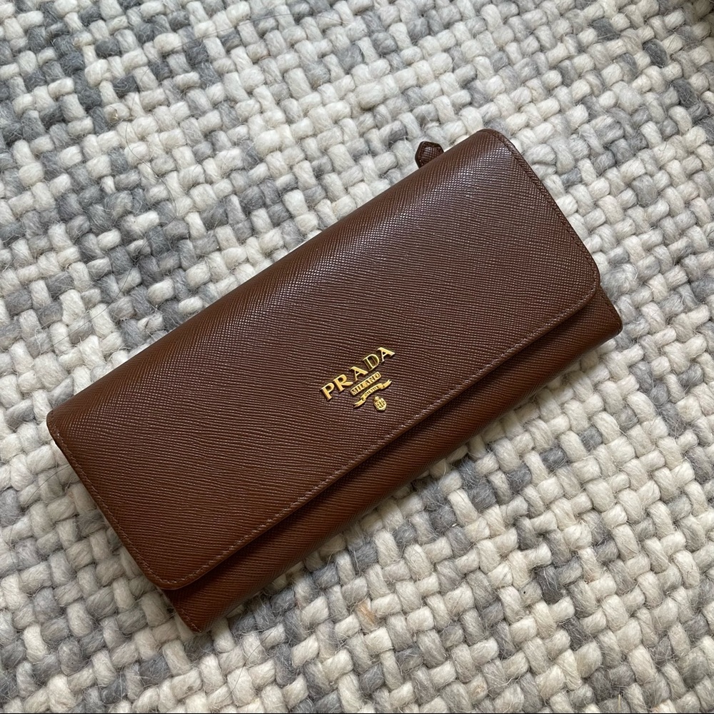 $975 Prada Large Saffiano Wallet - Guaranteed Authentic